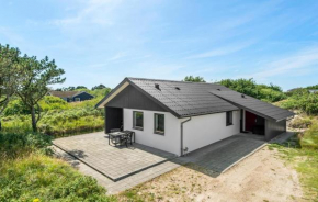 Amazing Home In Fanø With Wifi